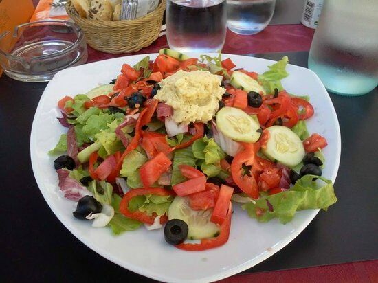 Golden Eagle Street Bar