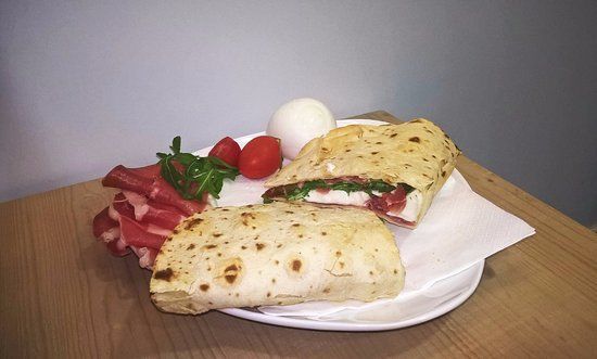 Street Food Sporting Bar