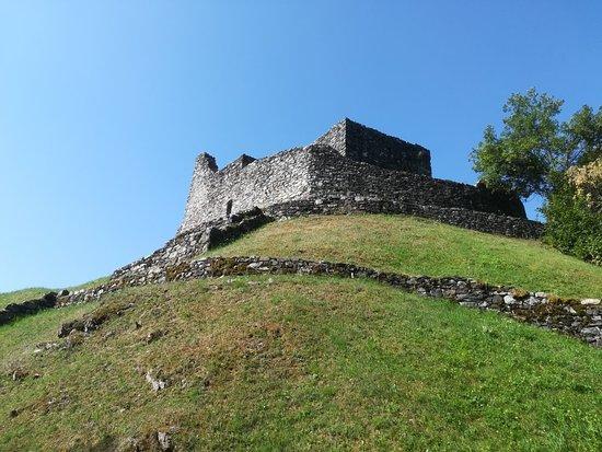 Castello di Altaguardia