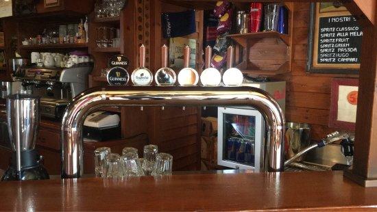 Pub Saloon